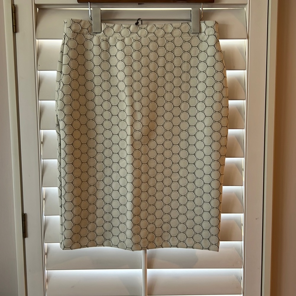 Never worn cream with black stitching stretchy pencil skirt